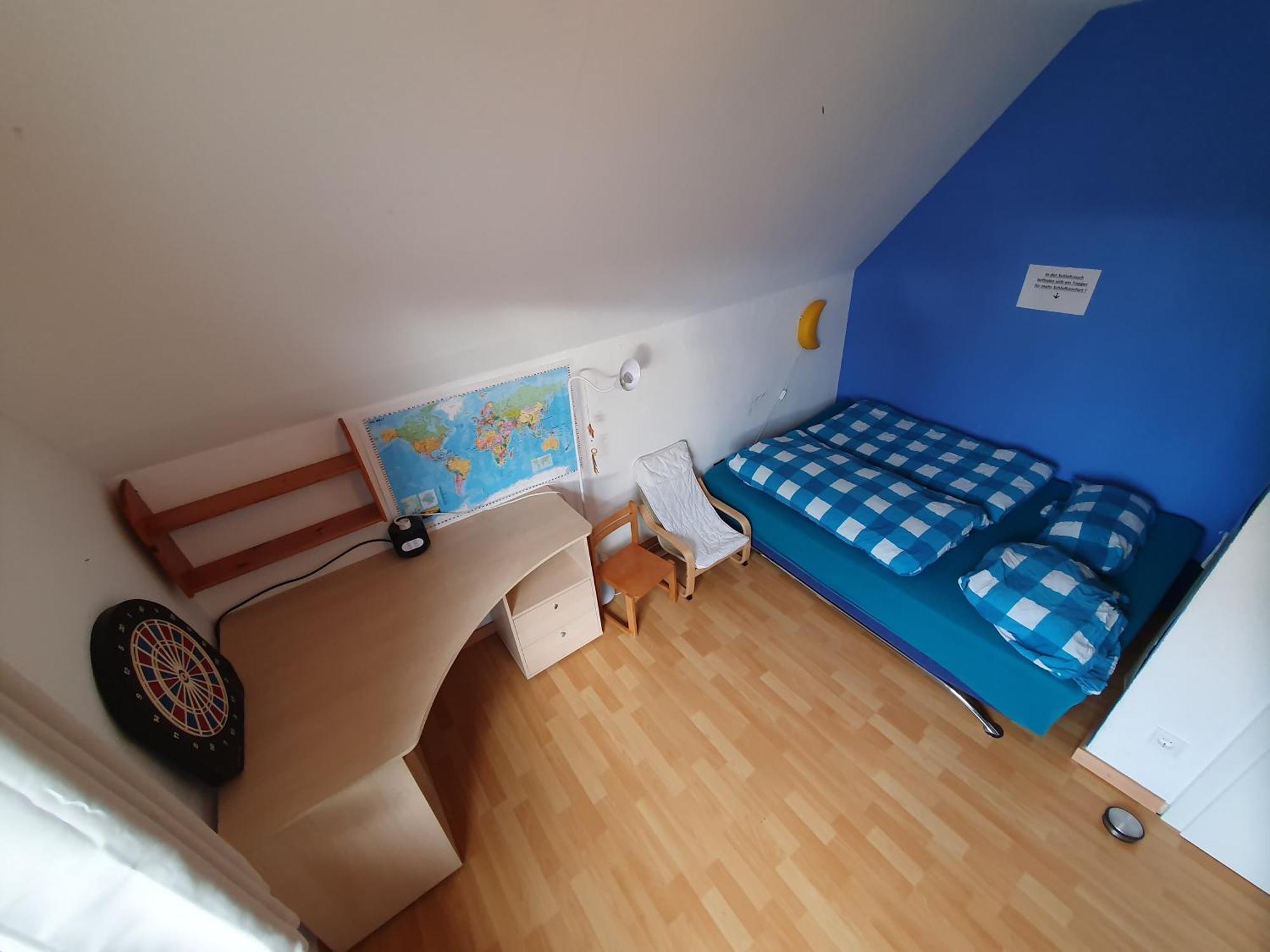 Geraeumiges Ferienhaus In Bad Salzuflen Mit Einfacher Ausstattung, Fuer Geschaeftsreisende, Gruppen Oder Familien Geeignet, 4 Schlafzimmer エクステリア 写真
