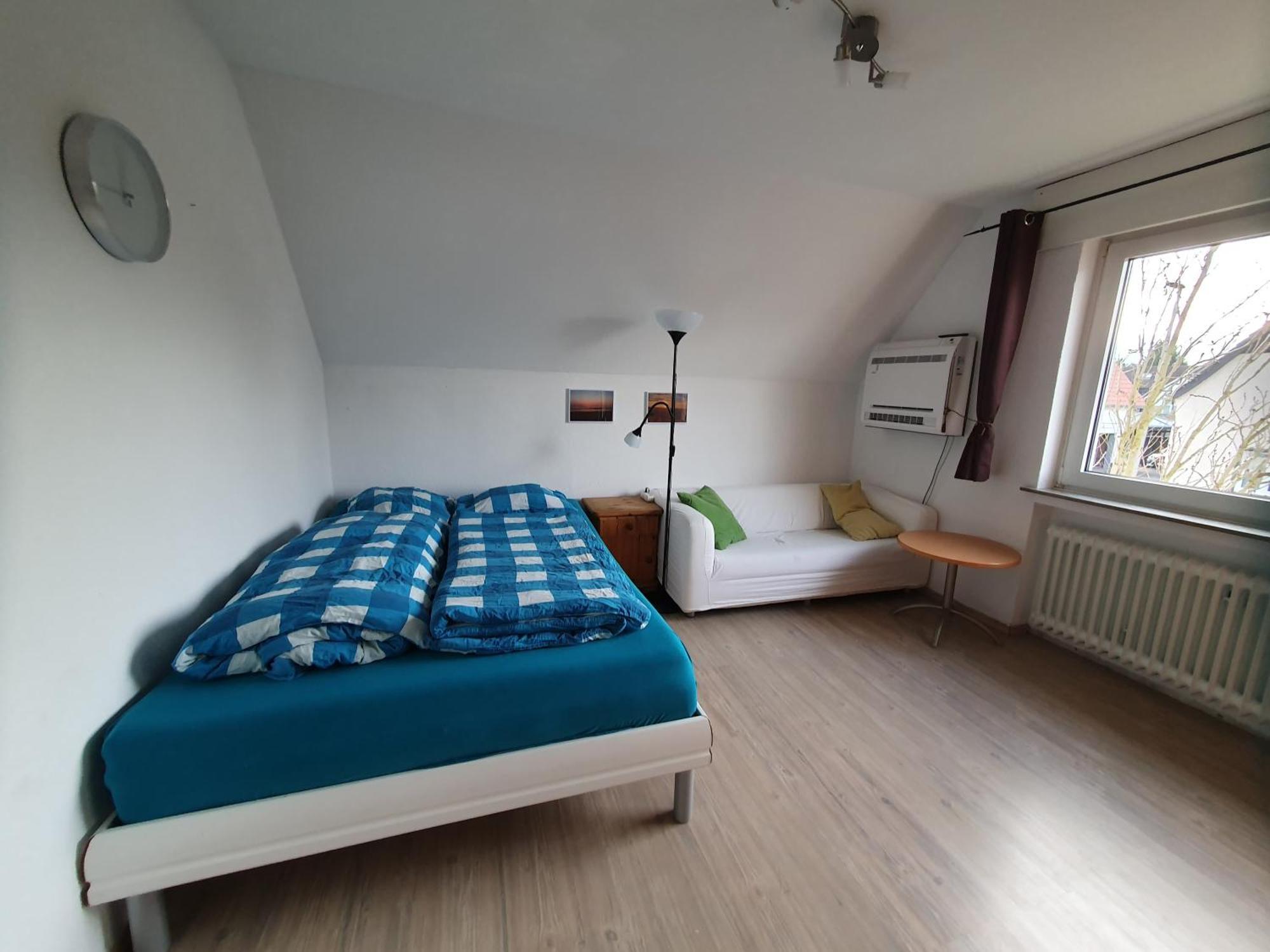 Geraeumiges Ferienhaus In Bad Salzuflen Mit Einfacher Ausstattung, Fuer Geschaeftsreisende, Gruppen Oder Familien Geeignet, 4 Schlafzimmer エクステリア 写真
